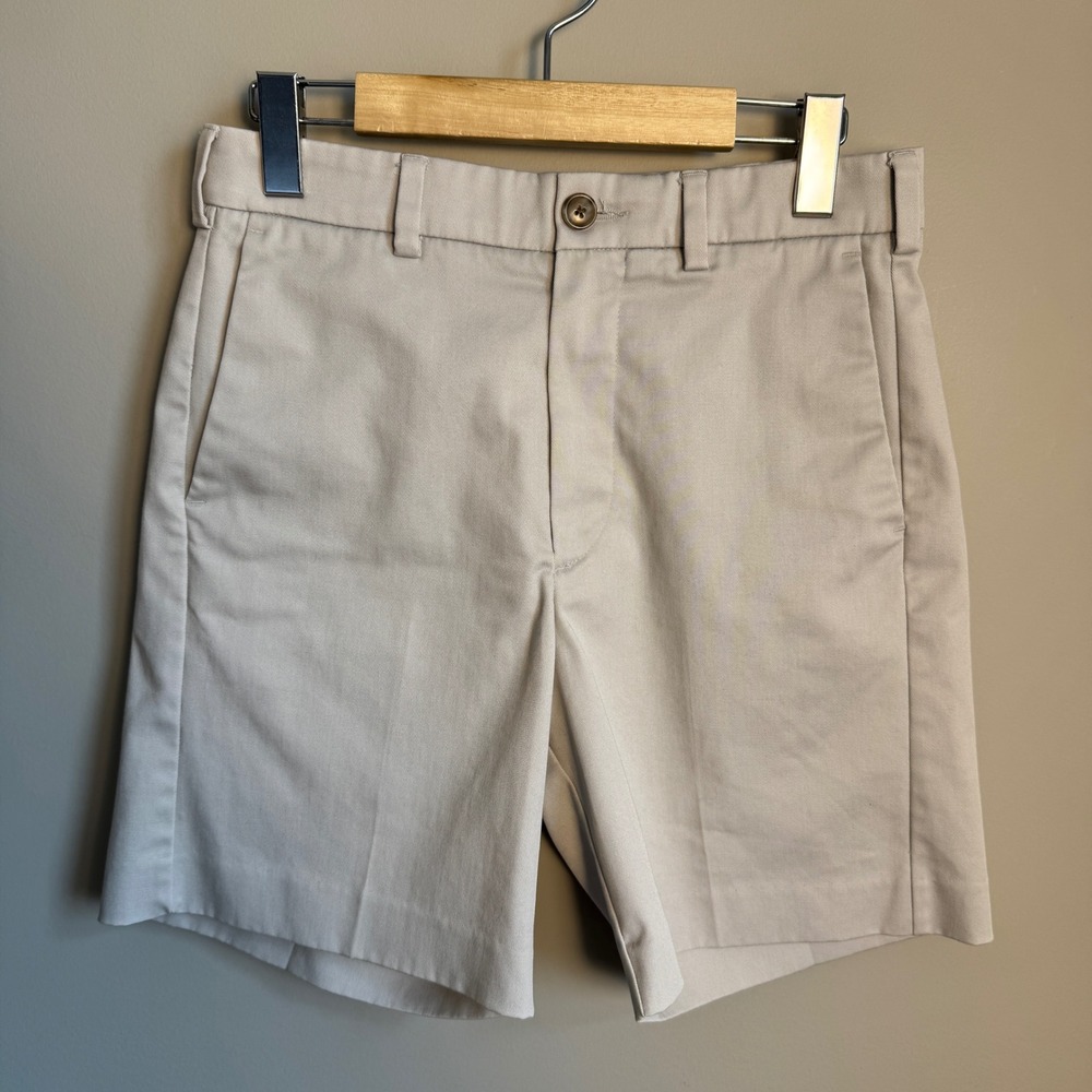 Roundtree & Yorke Total Flex Mens Beige Shorts CoreComfort Waistband Size 28